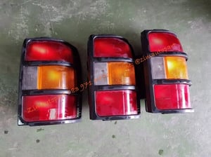 ไฟท้ายรถยนต์ mitsubishi PAJERO SHOKUL เก่าญี่ปุ่น ไฟท้ายรถยนต์ mitsubishi PAJERO SHOKUL เก่าญี่ปุ่น