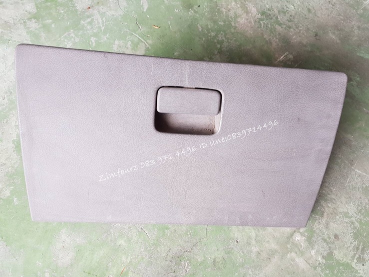 เก๊ะหน้ารถยนต์ HONDA CIVIC EG เก่าญี่ปุ่น