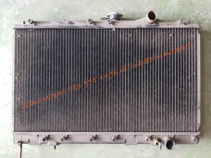 หม้อน้ำรถยนต์ mitsubishi GALANT E33A เก่าญี่ปุ่น หม้อน้ำรถยนต์ mitsubishi GALANT E33A เก่าญี่ปุ่น