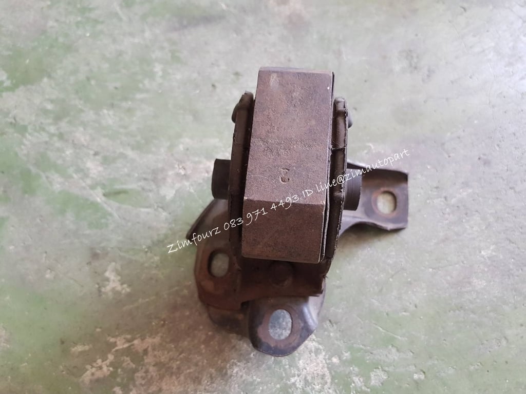 ยางแท่นเกียร์รถยนต์ HONDA ACCORD F20A ตาเพชร เก่าญี่ปุ่น ยางแท่นเกียร์รถยนต์ HONDA ACCORD F20A ตาเพชร เก่าญี่ปุ่น