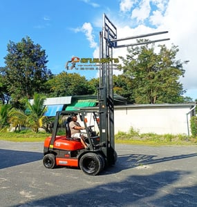 รถโฟล์คลิฟท์  Forklift  TOYOTA  6FD25   ดีเซล พิกัดยก 2.5 ตัน ยกสูง 4 เมตร ล้อหน้าคู่
