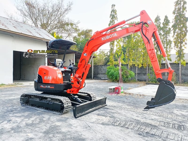 รถขุด แบคโฮ Kubota U35-3 ขนาด 3.5 ตัน คอนโทรลน้ำมัน ปั๊มนิ้ว แทรคเหล็ก มีไลน์ไปป์ปิ้ง รถขุด แบคโฮ Kubota U35-3 ขนาด 3.5 ตัน คอนโทรลน้ำมัน ปั๊มนิ้ว แทรคเหล็ก มีไลน์ไปป์ปิ้ง