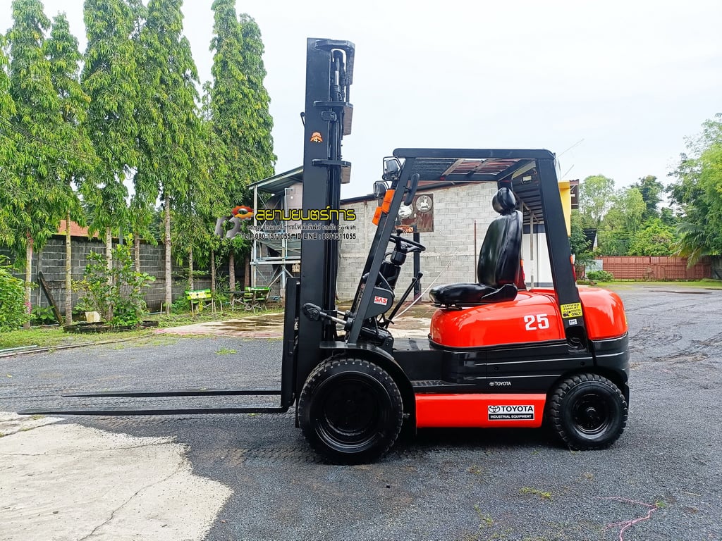 รถโฟล์คลิฟท์  Forklift  TOYOTA  6FD25   ดีเซล พิกัดยก 2.5 ตัน ยกสูง 4 เมตร ล้อหน้าคู่