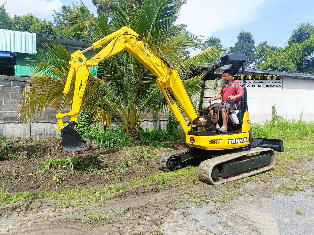 รถขุด YANMAR B3 ขนาด 3.5 ตัน PC35 คอนโทรน้ำมัน ปั๊มนิ้ว มีไลน์ไปป์ปิ้ง รถขุด YANMAR B3 ขนาด 3.5 ตัน PC35 คอนโทรน้ำมัน ปั๊มนิ้ว มีไลน์ไปป์ปิ้ง