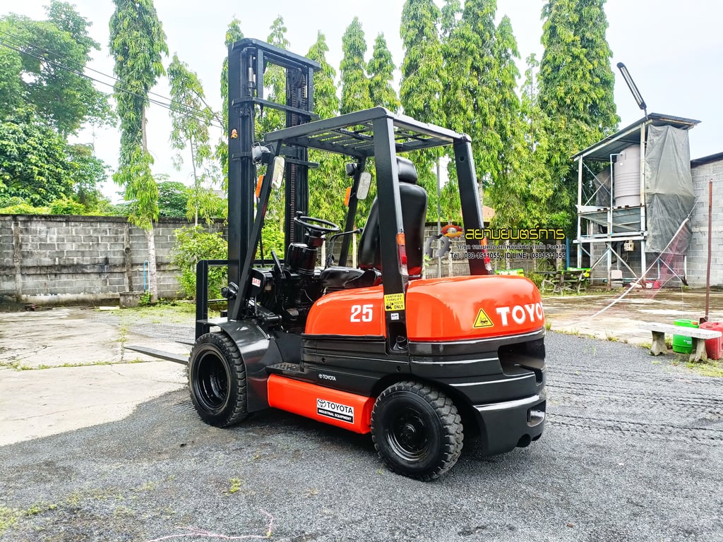 รถโฟล์คลิฟท์  Forklift  TOYOTA  6FD25   ดีเซล พิกัดยก 2.5 ตัน ยกสูง 4 เมตร ล้อหน้าคู่