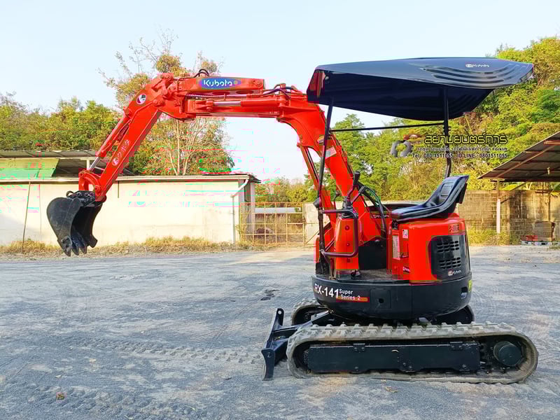  รถขุด แบคโฮ  Kubota RX-141  ขนาด 1.4 ตัน PC14  คอนโทรลน้ำมัน แทรคยาง บูมอาร์มสไลด์
