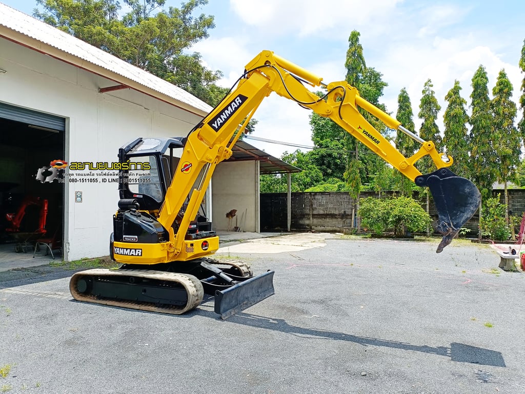 รถขุด YANMAR B3  ขนาด 3.5 ตัน PC35  คอนโทรน้ำมัน ปั๊มนิ้ว มีไลน์ไปป์ปิ้ง