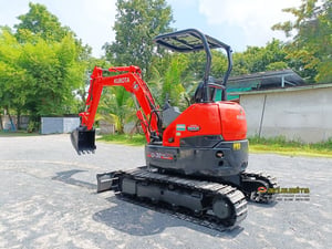 รถขุด แบคโฮ Kubota U30-6 ขนาด 3 ตัน คอนโทรลน้ำมัน ปั๊มนิ้ว แทรคเหล็ก มีไลน์ไปป์ปิ้ง รถขุด แบคโฮ Kubota U30-6 ขนาด 3 ตัน คอนโทรลน้ำมัน ปั๊มนิ้ว แทรคเหล็ก มีไลน์ไปป์ปิ้ง