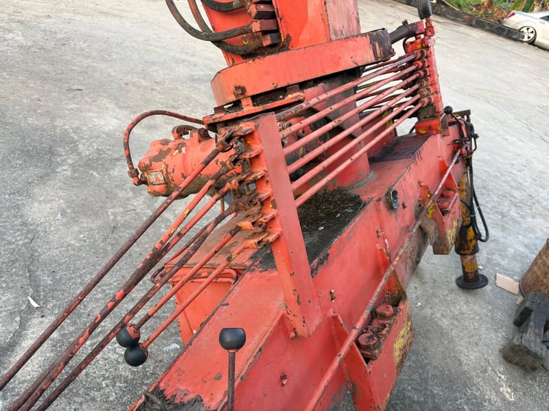 เครน TADANO 4.5 ตัน 3 ปลอก 2 ชัก อุปกรณ์ครบ