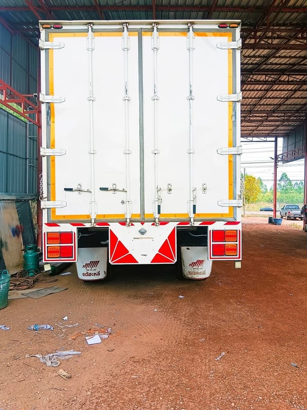 ISUZU FVM240แรงม้า ปี62 ตู้แห้ง2บาน 7.80เมตร
