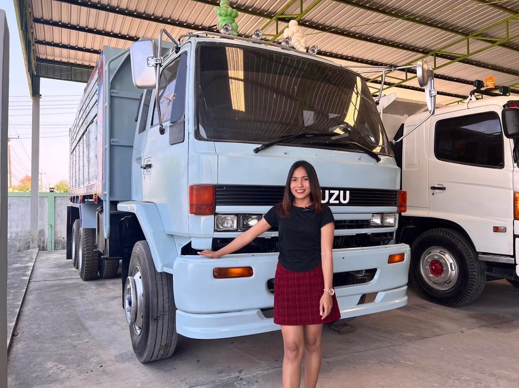 ร็อกกี้ดั้ม2เพลา 240แรง สภาพสวยพร้อมใช้งาน ลูกค้าเครดิตดีดาวน์เพียง 100,000 