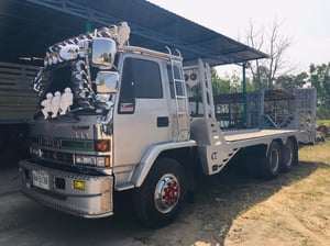 เทรลเลอร์บรรทุกรถเกี่ยวสวยๆมาแล้วครับ ร็อกกี้195แรง ราคา550,000 