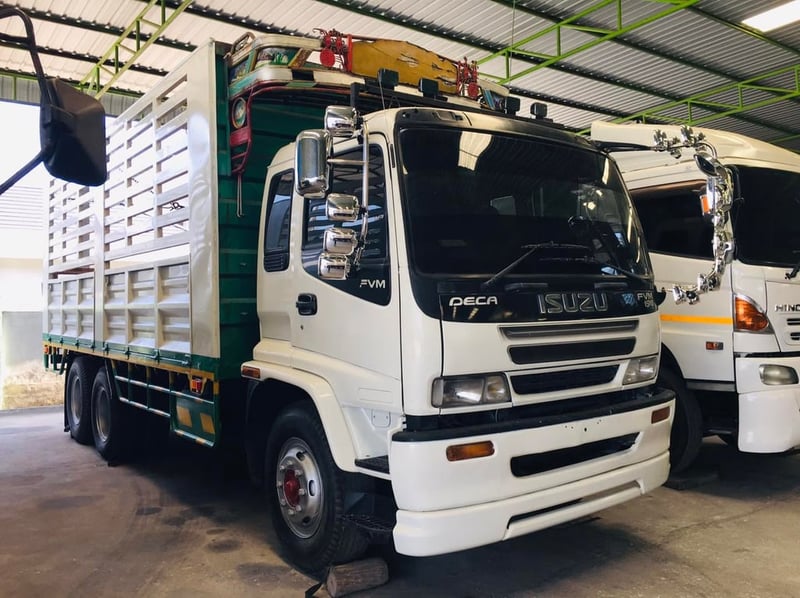 ขายรถล่องเพลาเดียว กระบะบรรทุก ISUZU DECA 6HH1 รถสวยสภาพดี