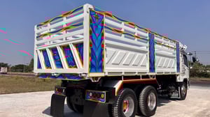 MITSUBISHI FUSO แต่งสวยสภาพดี ราคา 790,000