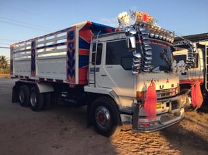 ขายรถดั้ม2เพลา ไอ้หลงเทอร์โบ 220แรง รถสวยสภาพดีมาก 