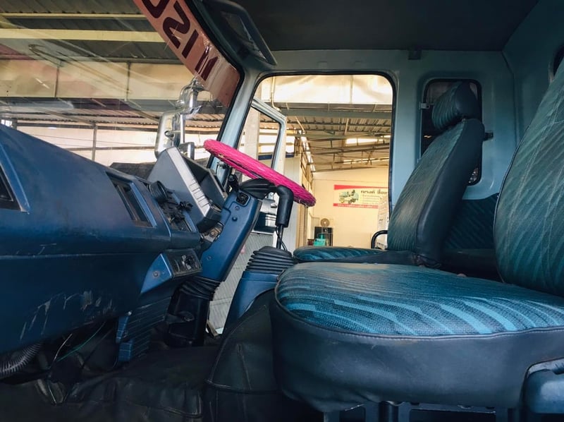 ISUZU ROCKY 240 เกียร์ฟูลเลอร์ สภาพสวยพร้อมใช้งาน ISUZU ROCKY 240 เกียร์ฟูลเลอร์ สภาพสวยพร้อมใช้งาน