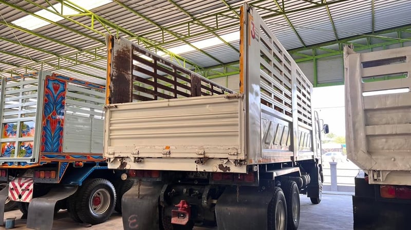 ISUZU DECA FXZ 360แรงปี57 รถสวยสภาพดี ราคา 1,390,000 บาท ISUZU DECA FXZ 360แรงปี57 รถสวยสภาพดี ราคา 1,390,000 บาท