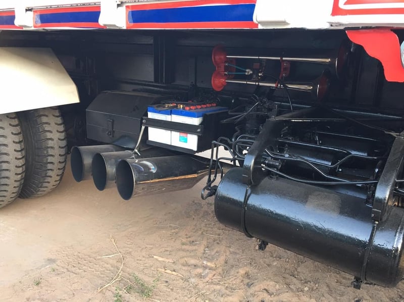 ขายรถดั้ม2เพลา ไอ้หลงเทอร์โบ 220แรง รถสวยสภาพดีมาก 