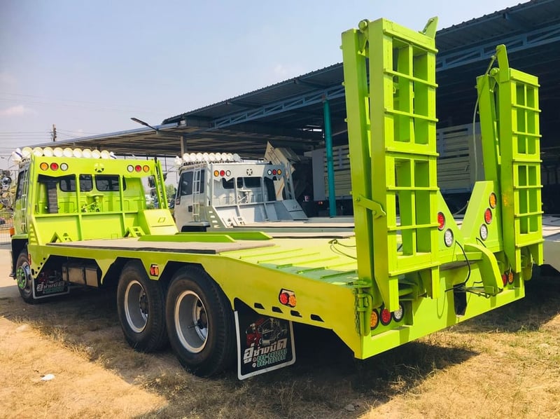 เทรลเลอร์บรรทุกรถเกี่ยวข้าว สภาพสวยๆ ราคา550,000 เทรลเลอร์บรรทุกรถเกี่ยวข้าว สภาพสวยๆ ราคา550,000