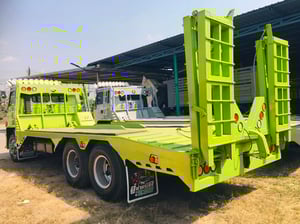 เทรลเลอร์บรรทุกรถเกี่ยวข้าว สภาพสวยๆ ราคา550,000 เทรลเลอร์บรรทุกรถเกี่ยวข้าว สภาพสวยๆ ราคา550,000