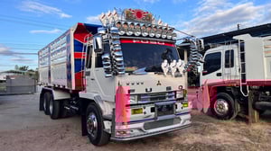 ไอ้หลงเทอร์โบ 220แรง บิ้วใหม่แต่งเต็ม สภาพสวยพร้อมใช้งาน ไอ้หลงเทอร์โบ 220แรง บิ้วใหม่แต่งเต็ม สภาพสวยพร้อมใช้งาน