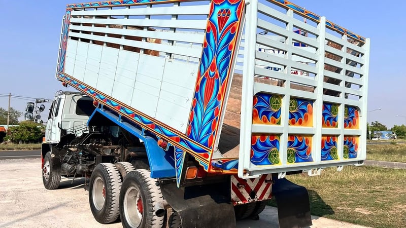 ISUZU ROCKY FXZ 240แรง รถสวยสภาพดีพร้อมใช้งาน เครดิตดีดาวน์เพียง 130,000 