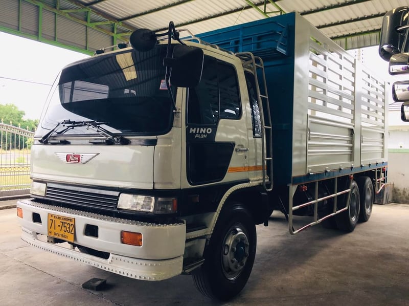 HINO FL3H 195แรง กระบะบรรทุกเพลาเดียว HINO FL3H 195แรง กระบะบรรทุกเพลาเดียว