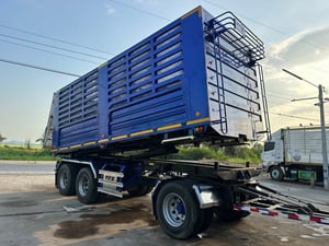 พ่วง FXZ360 ปี 66 ไมล์ 170,000 กม.ออกป้ายแดง กระบะดั้มเกษตร . น้ำหนักบรรทุก 30.5 ตัน ยางเต็มทุกเส้น 