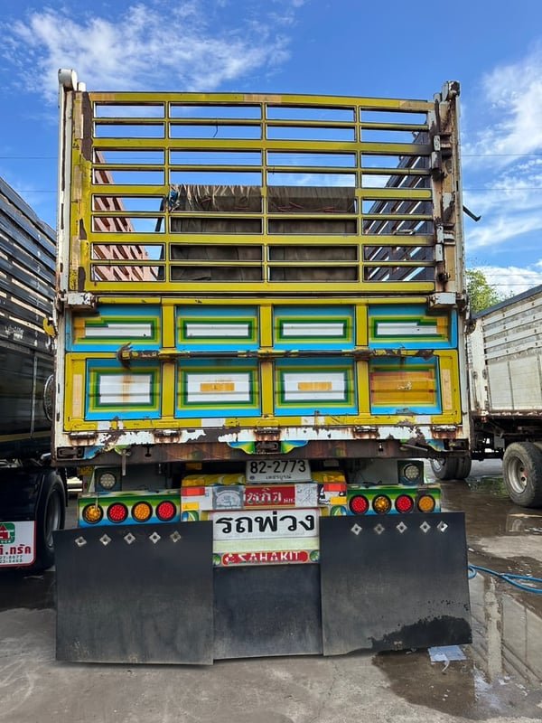 พ่วง FXZ 360 ปี 56 ไมล์น้อย 573,000 กม. สีเดิมๆจากสหกิจ ออกป้ายแดง เครื่องเกียร์เดิมๆ ดูแลดีมาก พ่วง FXZ 360 ปี 56 ไมล์น้อย 573,000 กม. สีเดิมๆจากสหกิจ ออกป้ายแดง เครื่องเกียร์เดิมๆ ดูแลดีมาก