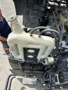 ISUZU GXZ360 หัวลาก ปี 65 ไฟหน้าตัวใหม่ MT ไมล์น้อย 270,000 กม. มือเดียวออกป้ายแดง เจ้าของขายเอง  0925852277 ท่าวุ้ง ลพบุรี