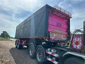 หัวลากพร้อมหางเซมิดั้ม อลูมิเนียมเกษตรอู่ธวัชชัย 9 เมตร ปี 61 พร้อมใช้ ราคา 2.28 ล้าน ดูรถนครปฐม 0925852277 หัวลากพร้อมหางเซมิดั้ม อลูมิเนียมเกษตรอู่ธวัชชัย 9 เมตร ปี 61 พร้อมใช้ ราคา 2.28 ล้าน ดูรถนครปฐม 0925852277