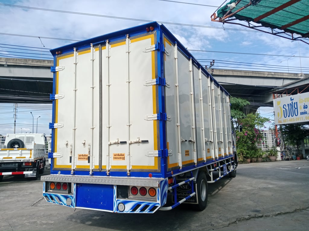 ISUZU FRR 190 ปี 2566 ตู้ยาว 6.50 เมตร สภาพสวย พร้อมใช้งาน สนใจติดต่อ 0814825911 พิมพ์ใจ 0617184111 ตั๊ก ISUZU FRR 190 ปี 2566 ตู้ยาว 6.50 เมตร สภาพสวย พร้อมใช้งาน สนใจติดต่อ 0814825911 พิมพ์ใจ 0617184111 ตั๊ก