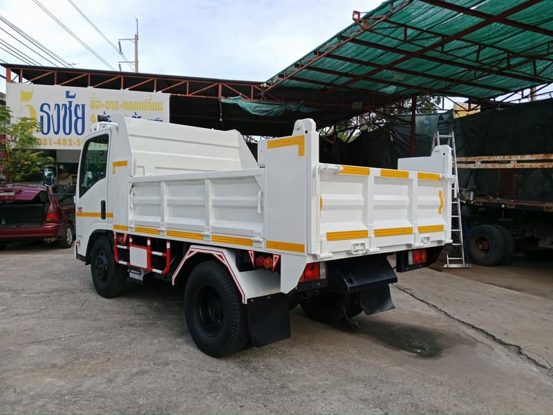 ISUZU NMR 130 ปี 2559 สภาพสวย เครื่องดี พร้อมใช้งาน  สนใจติดต่อสอบถาม 0814825911 พิมพ์ใจ 0617184111 ตั๊ก
