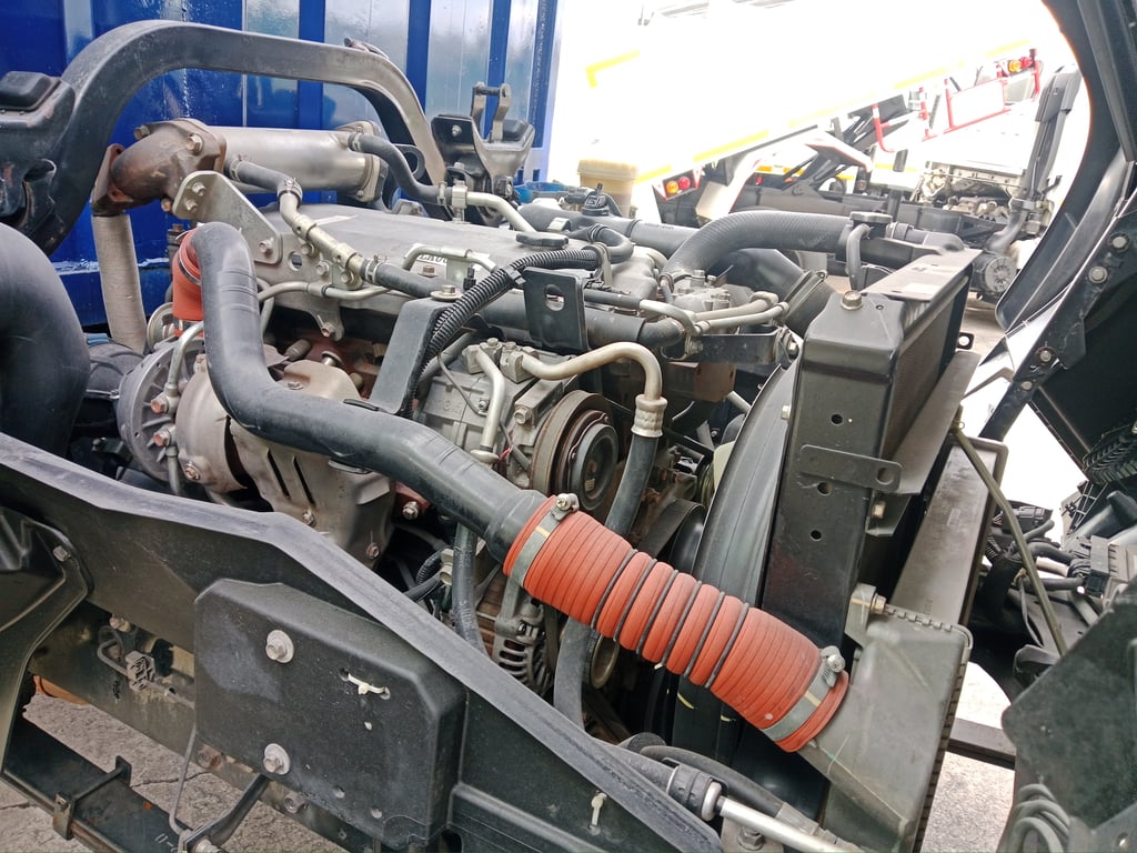 ISUZU FRR 190 ปี 2566 ตู้ยาว 6.50 เมตร สภาพสวย พร้อมใช้งาน สนใจติดต่อ 0814825911 พิมพ์ใจ 0617184111 ตั๊ก ISUZU FRR 190 ปี 2566 ตู้ยาว 6.50 เมตร สภาพสวย พร้อมใช้งาน สนใจติดต่อ 0814825911 พิมพ์ใจ 0617184111 ตั๊ก