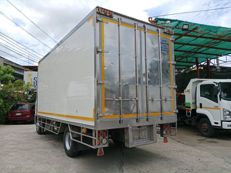 HINO FC9J 175 ปี 2561 ยาว 5.60 เมตร