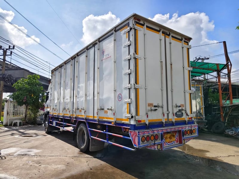 ISUZU FTR 240 ปี2565 ตู้ยาว 7.60 เมตร กว้าง 2.40 เมตร ราคา 1,680,000 สนใจติดต่อ 0814825911 พิมพ์ใจ 0617184111 ตั๊ก ISUZU FTR 240 ปี2565 ตู้ยาว 7.60 เมตร กว้าง 2.40 เมตร ราคา 1,680,000 สนใจติดต่อ 0814825911 พิมพ์ใจ 0617184111 ตั๊ก