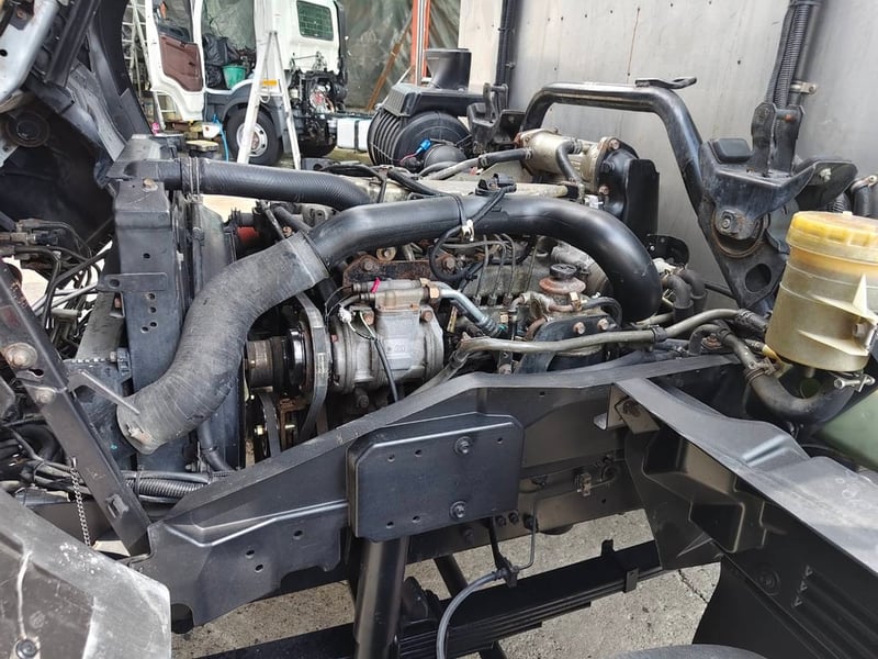 ISUZU FRR 210 แรง ปี 2560 ตู้เย็นแอร์เดนโซ่ ยาว 5.60 เมตร พร้อมใช้งาน สนใจติดต่อ 0814825911 พิมพ์ใจ 0617184111 ตั๊ก ISUZU FRR 210 แรง ปี 2560 ตู้เย็นแอร์เดนโซ่ ยาว 5.60 เมตร พร้อมใช้งาน สนใจติดต่อ 0814825911 พิมพ์ใจ 0617184111 ตั๊ก