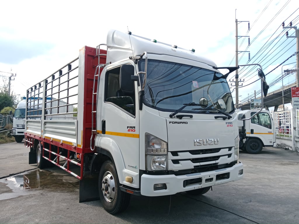 ISUZU FRR 210 แรง ปี2563 ยาว 6.60 เมตร สภาพสวยเดิมๆ พร้อมใช้งาน สนใจติดต่อ 0814825911 พิมพ์ใจ 0617184111 ตั๊ก ISUZU FRR 210 แรง ปี2563 ยาว 6.60 เมตร สภาพสวยเดิมๆ พร้อมใช้งาน สนใจติดต่อ 0814825911 พิมพ์ใจ 0617184111 ตั๊ก