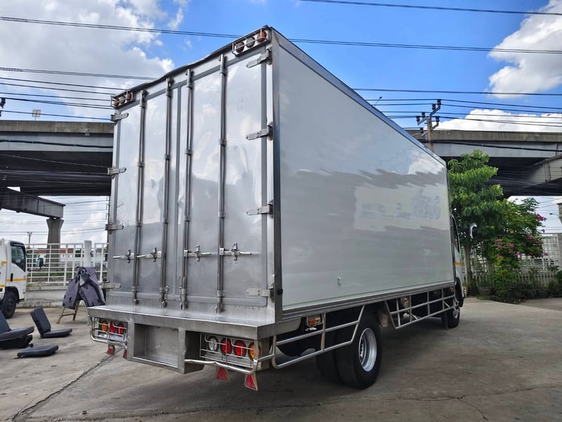 ISUZU FRR 210 แรง ปี 2560 ตู้เย็นแอร์เดนโซ่ ยาว 5.60 เมตร พร้อมใช้งาน สนใจติดต่อ 0814825911 พิมพ์ใจ 0617184111 ตั๊ก ISUZU FRR 210 แรง ปี 2560 ตู้เย็นแอร์เดนโซ่ ยาว 5.60 เมตร พร้อมใช้งาน สนใจติดต่อ 0814825911 พิมพ์ใจ 0617184111 ตั๊ก