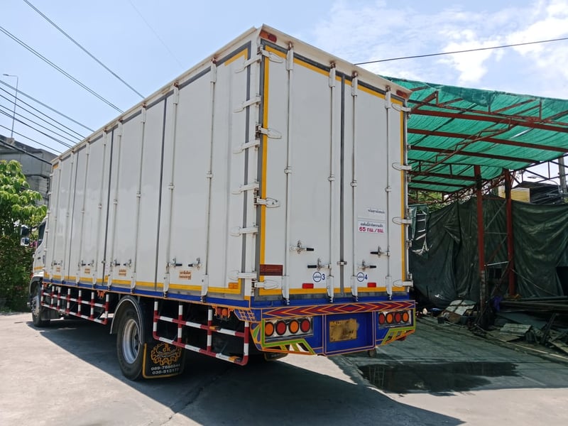 HINO VICTOR 240 ปี2564 ตู้10บาน ยาว 7.80 ม. กว้าง 2.44 ม. สูง 2.63 ม. ราคา 1,480,000  สนใจติดต่อ 0814825911 พิมพ์ใจ 0617184111 ตั๊ก