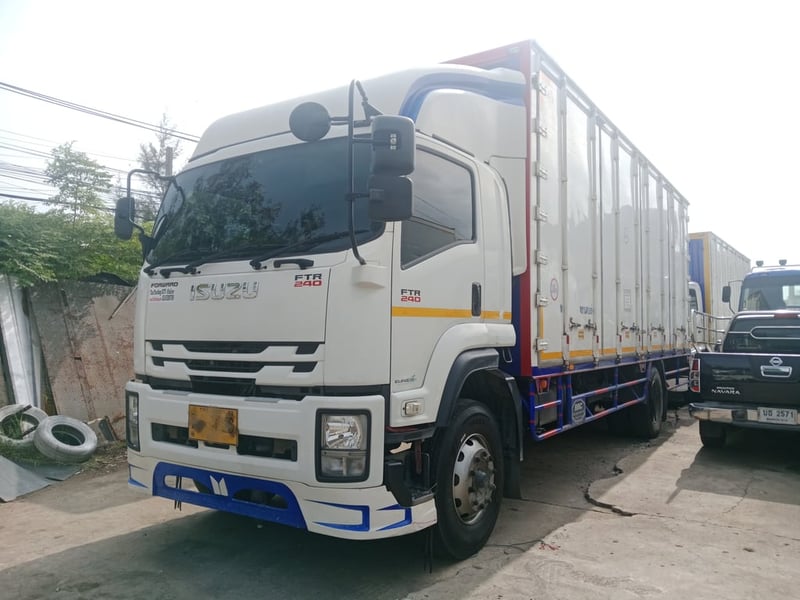 ISUZU FTR 240 ปี65 ยาว 7.60 เมตร
