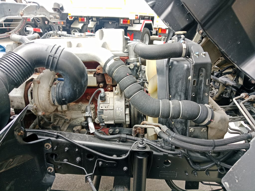HINO FC9J 175 ปี 2565 โม่ปูน 3.5 คิว สภาพสวย พร้อมใช้งาน  สนใจติดต่อสอบถามเพิ่มเติม 0814825911 พิมพ์ใจ 0617184111 ตั๊ก