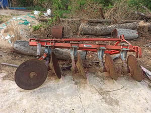 ผานบุกเบิก ตราช้าง DP224E