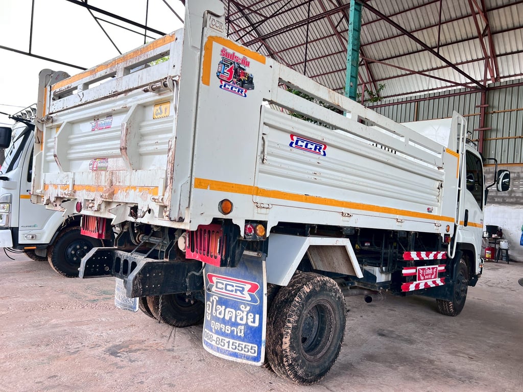ISUZU FRR 190แรงม้า รถบรรทุก 6ล้อ ดั้มพ์ ปีจดทะเบียน 2025 เลขไมล์น้อยกว่า 100,000 กม.