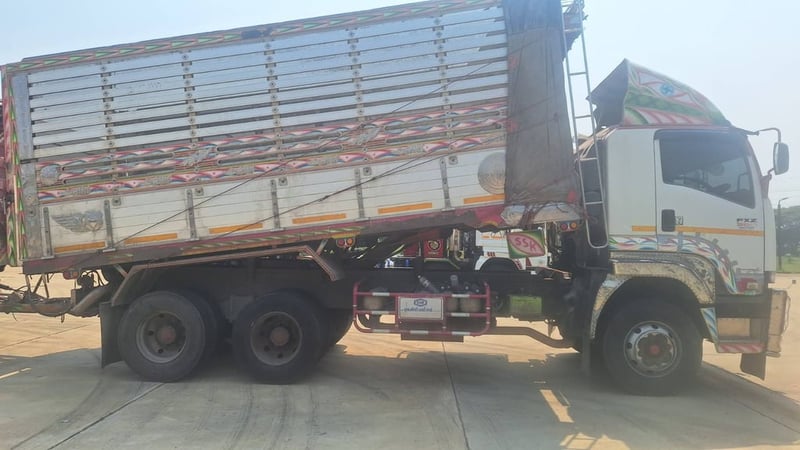 รถปี 57 FXZ360 กระบะยกได้มีข้างเสริมติดตะแกรง  พ่วงแบบยกเทได้มีข้างเสริม