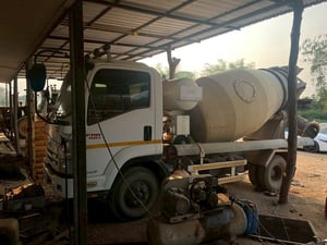 ISUZU FRR 190แรงม้า รถบรรทุก 6ล้อ โม่ผสมปูน ปี2021 เลขไมล์น้อยกว่า 50,000 กม. ISUZU FRR 190แรงม้า รถบรรทุก 6ล้อ โม่ผสมปูน ปี2021 เลขไมล์น้อยกว่า 50,000 กม.