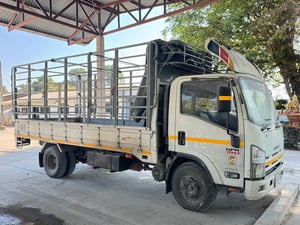 ISUZU NPR 150แรงม้า รถบรรทุก 6ล้อ กระบะคอกสูง ปี2010 เลขไมล์น้อยเพียง 161,392 กม.