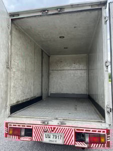 4ล้อจั้มโบ้ ตู้แห้ง 4ล้อจั้มโบ้ ตู้แห้ง