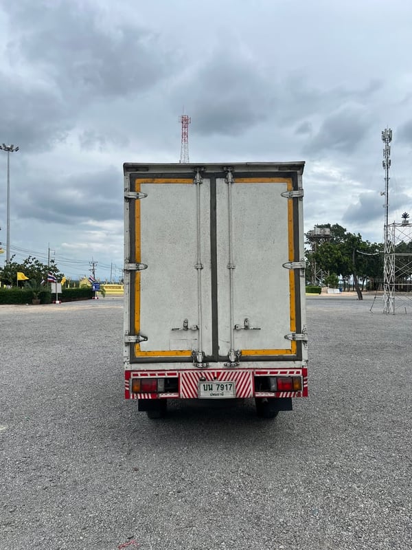 4ล้อจั้มโบ้ ตู้แห้ง 4ล้อจั้มโบ้ ตู้แห้ง