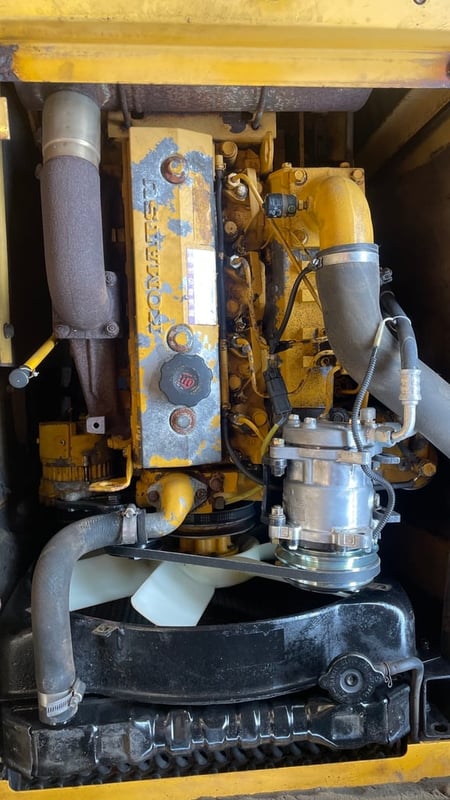 Komatsu PC60-6 มือสอง หัวเก๋งติดแอร์